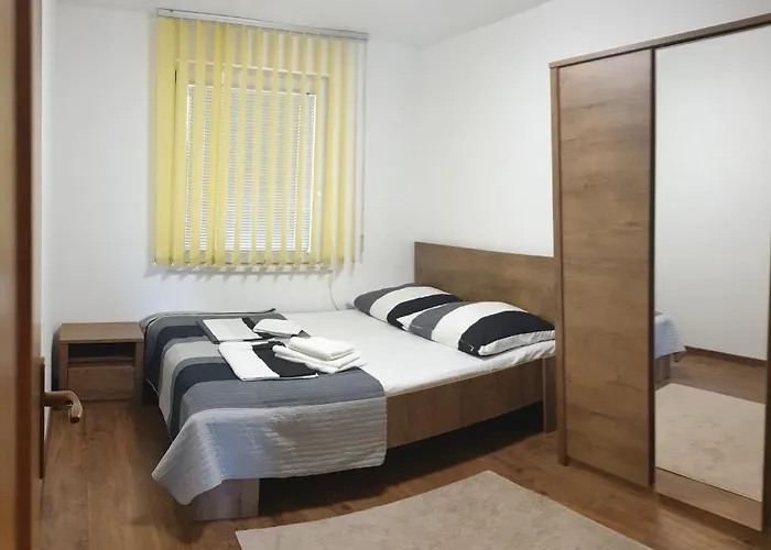 Zara Apartman *